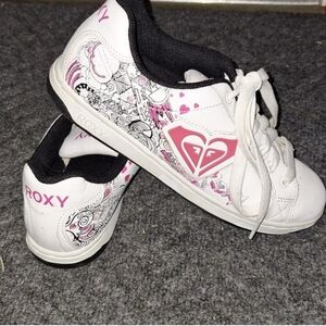 Roxy White Sneakers with Colorful Design Sz 8.5